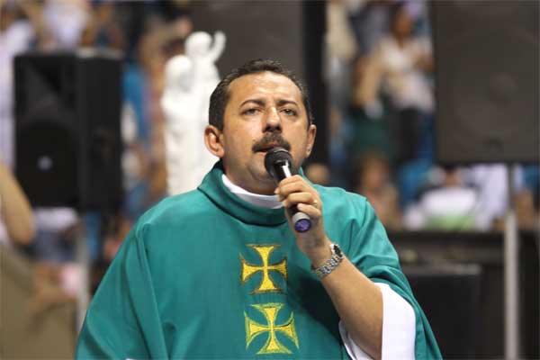 padre-antonio-furtado_1