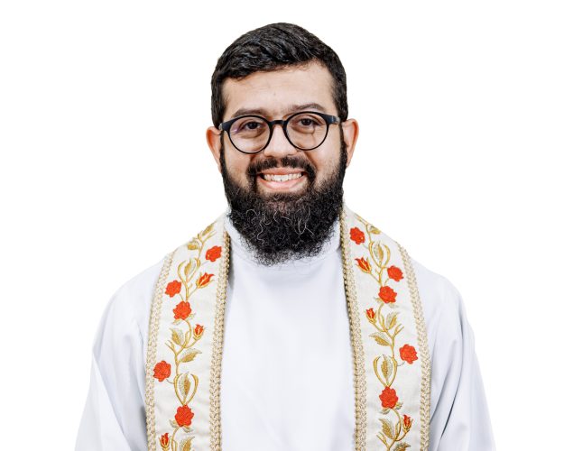 064 1 em Pe. Francisco Deusimar Andrade Albuquerque