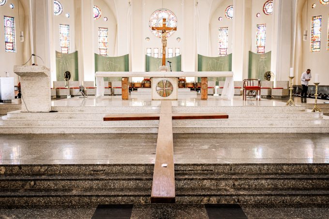 305 em Poesia do Dia: Deus Ligado