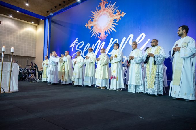 34 em ECC promove a 4ª edição do Sempre Encontrando e reúne 7 mil pessoas em Fortaleza