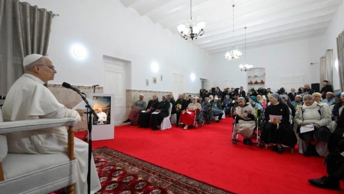 cq5dam.thumbnail.cropped.1000.563 1 1 em Papa: “O coração de Deus está destroçado pelas guerras e pelas injustiças”