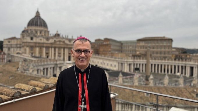 cq5dam.thumbnail.cropped.750.422 12 em O Papa concede a Comunhão Eclesiástica ao Patriarca de Bagdá dos Caldeus