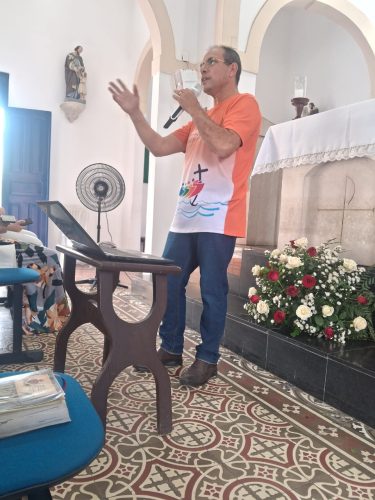 whatsapp image 2026 04 14 at 22.44.35 375x500 1 em Catequistas da Região São José participam de retiro anual com foco na sinodalidade