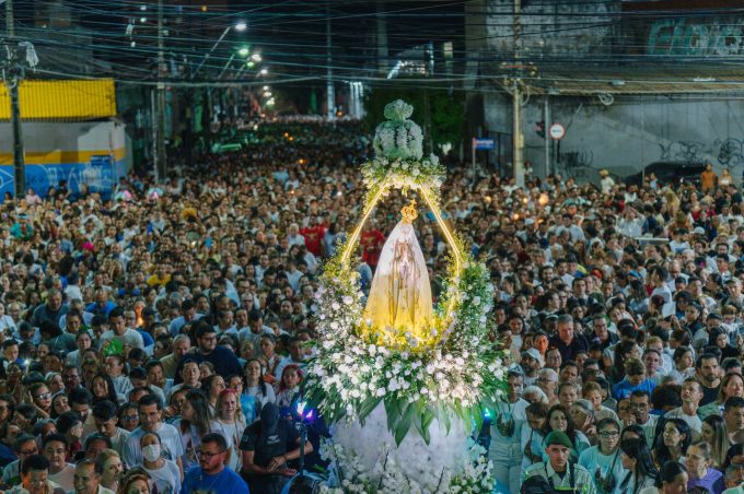 2026 05 13 procissaofatima 28 em Procissão de Nossa Senhora de Fátima reúne fiéis em caminhada de fé entre a Igreja do Carmo e a Igreja de Fátima