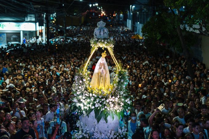 2026 05 13 procissaofatima 33 em Procissão de Nossa Senhora de Fátima reúne fiéis em caminhada de fé entre a Igreja do Carmo e a Igreja de Fátima