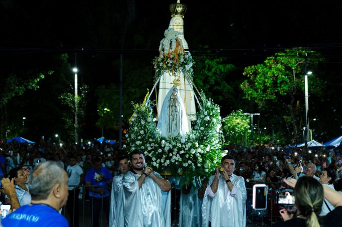2026 05 13 procissaofatima 37 em Procissão de Nossa Senhora de Fátima reúne fiéis em caminhada de fé entre a Igreja do Carmo e a Igreja de Fátima