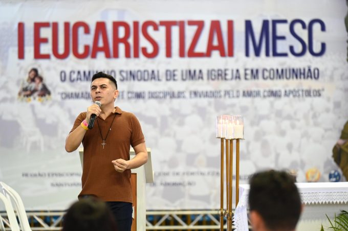 15 1 em I Eucaristizai MESC reúne mais de mil ministros da Região Episcopal São José