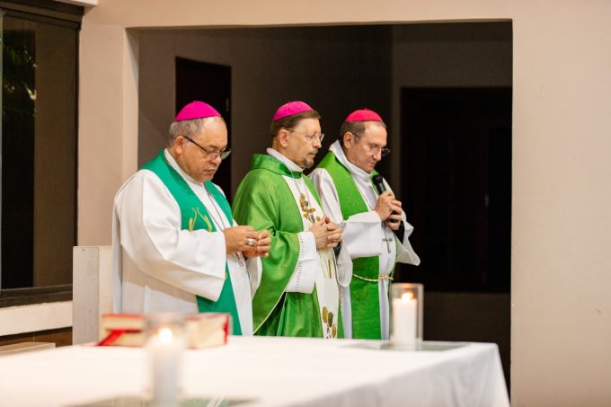 20 em Bispos do Ceará participam de reunião do Conselho Episcopal Regional em Fortaleza