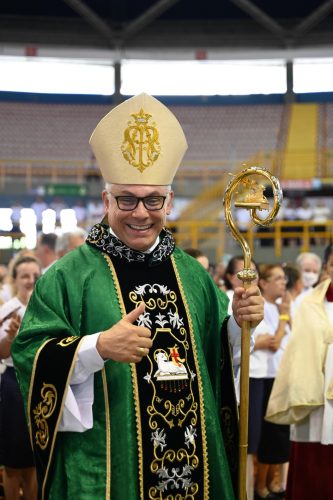3 em I Eucaristizai MESC reúne mais de mil ministros da Região Episcopal São José