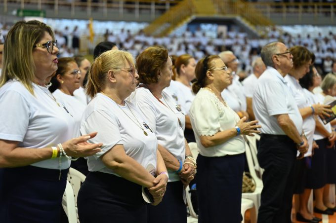 5 em I Eucaristizai MESC reúne mais de mil ministros da Região Episcopal São José