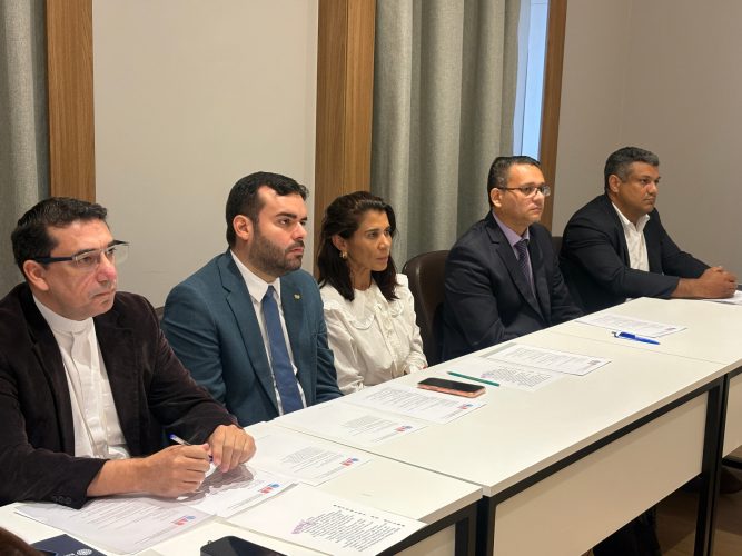 9074e4c9 8b25 4e5d 8d66 8a79c6ad9f03 em OAB-CE e Arquidiocese de Fortaleza alinham ações em prol do Direito Eclesiástico e Canônico