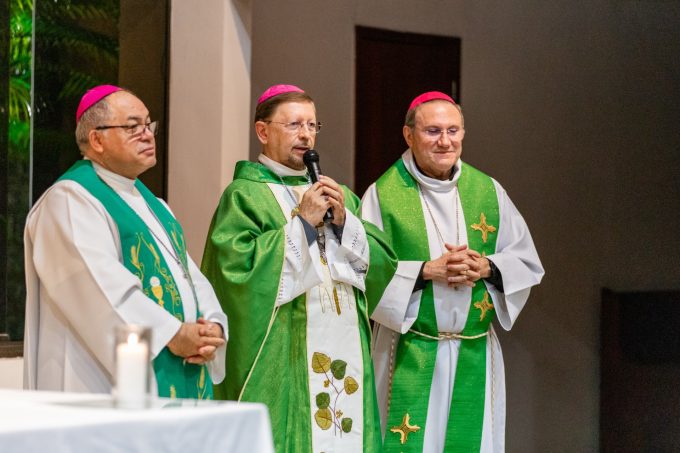 93 em Bispos do Ceará participam de reunião do Conselho Episcopal Regional em Fortaleza