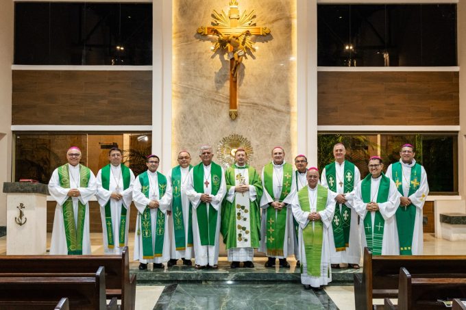 94 em Bispos do Ceará participam de reunião do Conselho Episcopal Regional em Fortaleza
